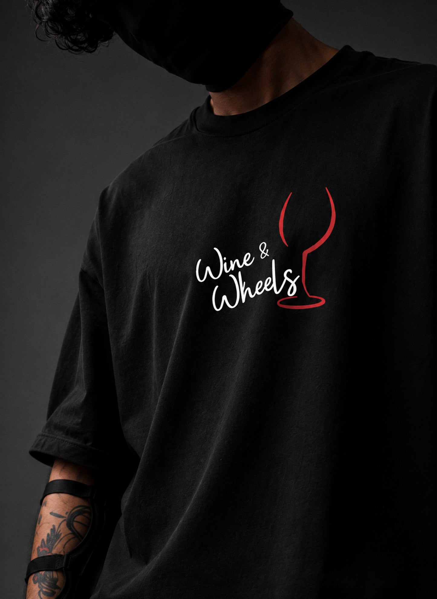 WINE ON WHEELS Oversized - Reflective Tee